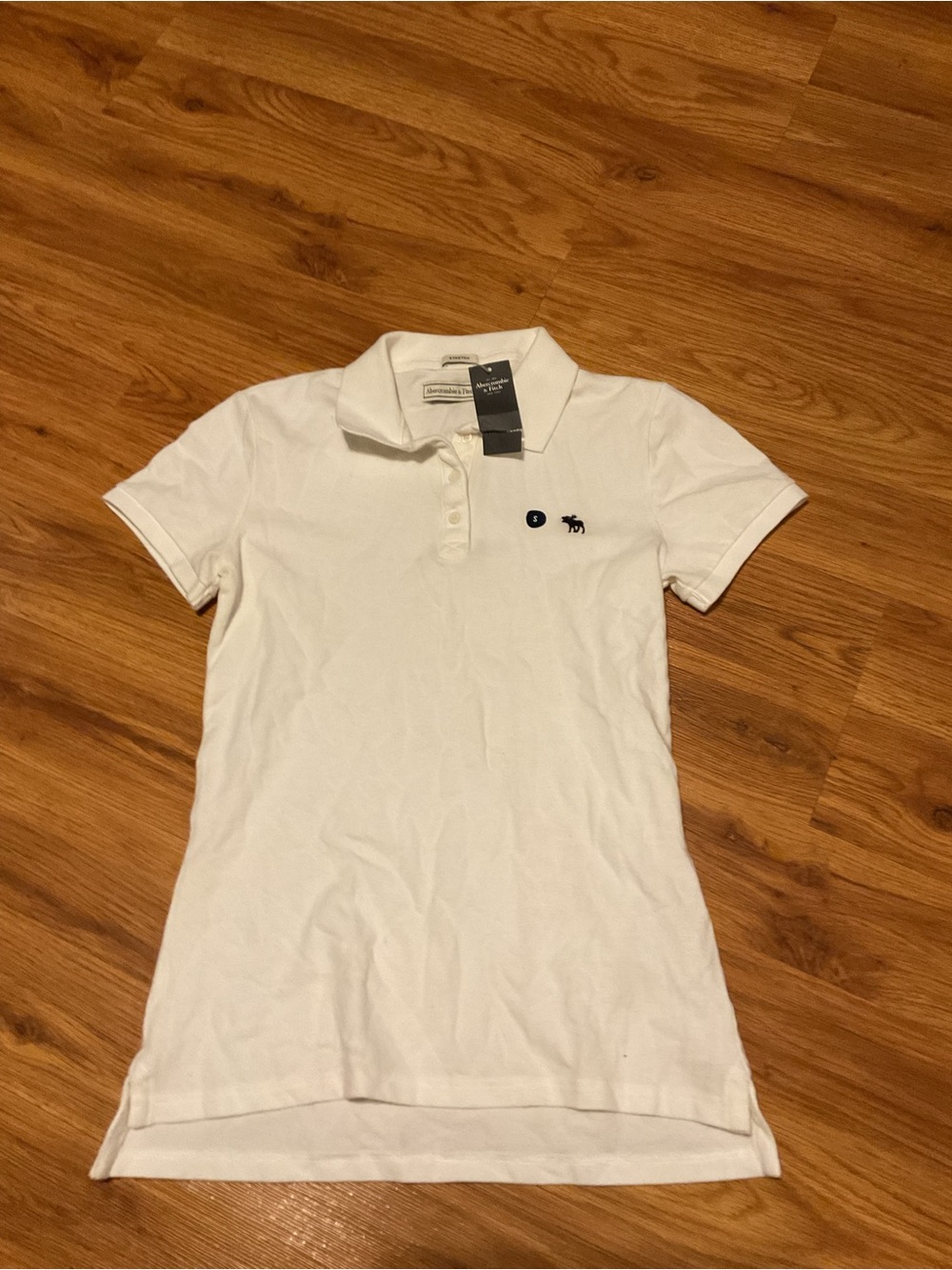 Women’s Abercrombie & Fitch Solid White Polo Shirt Size Small NWT
